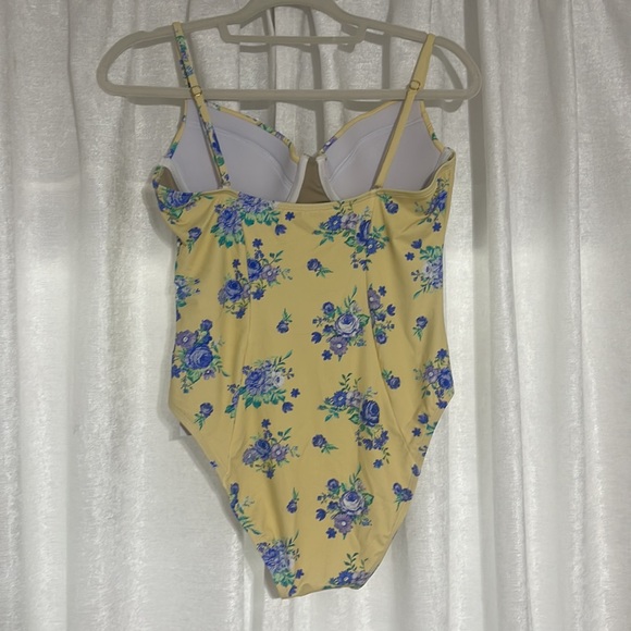 WEWOREWHAT Golden Hour Floral underwire one piece - Picture 3 of 6